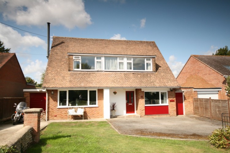 4 Bed Detached House For Sale